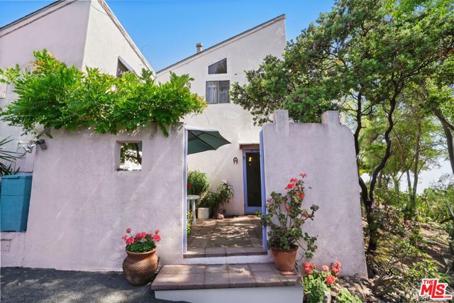 Drew Fenton | 190 Loma Metisse Road Malibu CA | MLS: 7251668