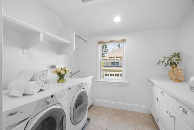 317 Templeton Lane, Los Gatos CA: https://media.crmls.org/mediaz/3ae42f2b-5831-4ca9-b284-28ceab8855a5.jpg