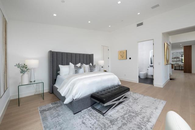 3964 Jefferson Avenue, Redwood City CA: https://media.crmls.org/mediaz/3ae52f5a-5462-46fd-9132-48f2223fc08a.jpg