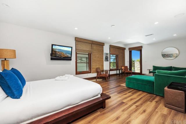 Image 25 of 40 For 2260 El Amigo Road