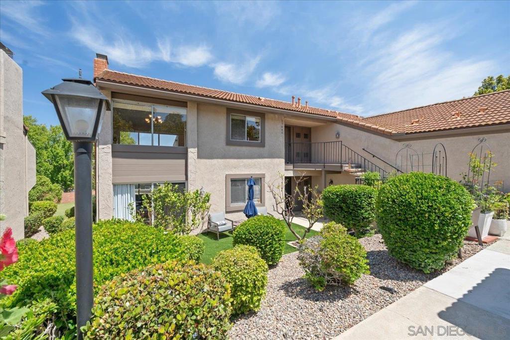 17440 Plaza Otonal