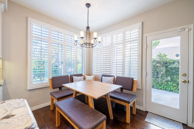 Detail Gallery Image 10 of 24 For 621 Hawks Bill Pl, Simi Valley,  CA 93065 - 4 Beds | 3 Baths