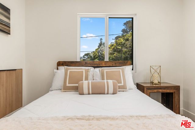 Drew Fenton | 266 Mabery Road Santa Monica CA | MLS: 7395913