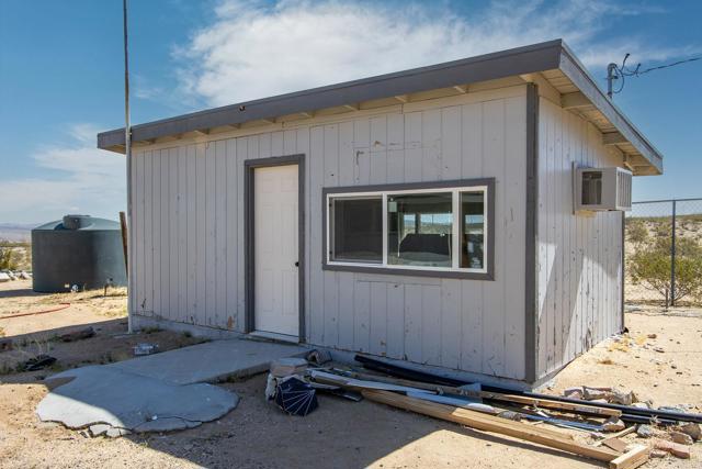 Detail Gallery Image 25 of 36 For 5655 Last Mile Rd, Johnson Valley,  CA 92285 - 3 Beds | 2 Baths
