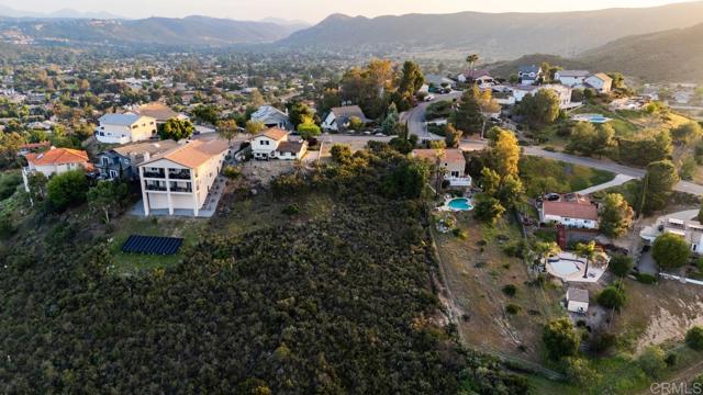 Detail Gallery Image 8 of 16 For 17249 St Helena Dr, Ramona,  CA 92065 - – Beds | – Baths