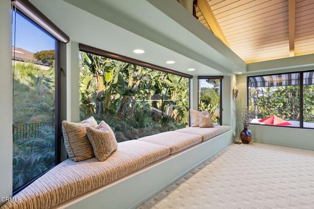 612 Via Arroyo, Ventura CA: https://media.crmls.org/mediaz/3ae99ec7-c64c-48dc-a08c-6ebf2a2578c3.jpg