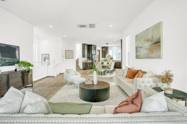 5792 Barley Rd, Dublin CA: https://media.crmls.org/mediaz/3ae9bdc9-d41a-4d71-9683-ebfc4e369f4c.jpg