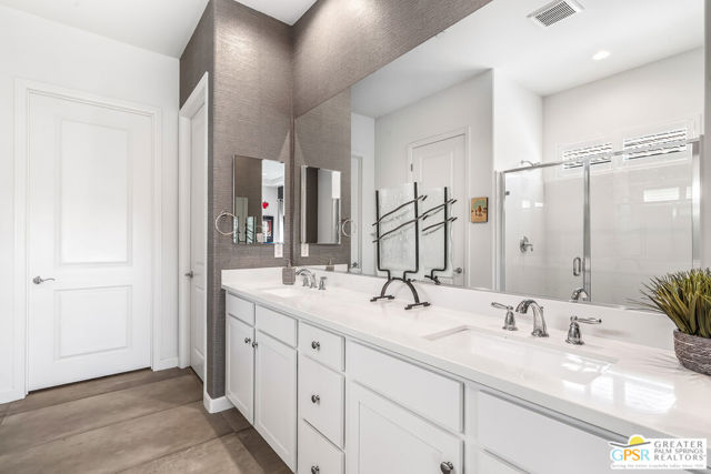 76 Claret, Rancho Mirage CA: https://media.crmls.org/mediaz/3aea064c-0271-4fee-afaa-3fe2b836e021.jpg