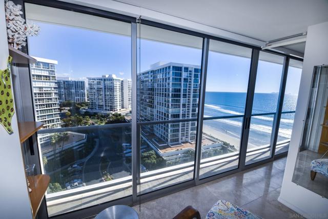 1730 Avenida Del Mundo, Coronado CA: https://media.crmls.org/mediaz/3aeaab98-9c6b-4a96-9658-b768492187b6.jpg