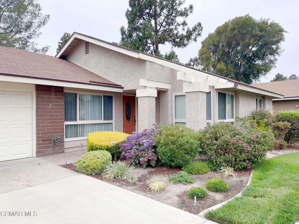 7415 Village 7