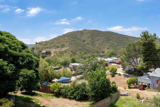 147 Mildred Way, El Cajon CA: https://media.crmls.org/mediaz/3aec0c94-ddd5-495a-8fea-7f51b1a2aaf0.jpg