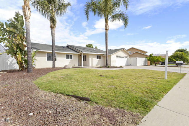 Detail Gallery Image 1 of 1 For 2791 Elizondo Ave, Simi Valley,  CA 93065 - 3 Beds | 2 Baths