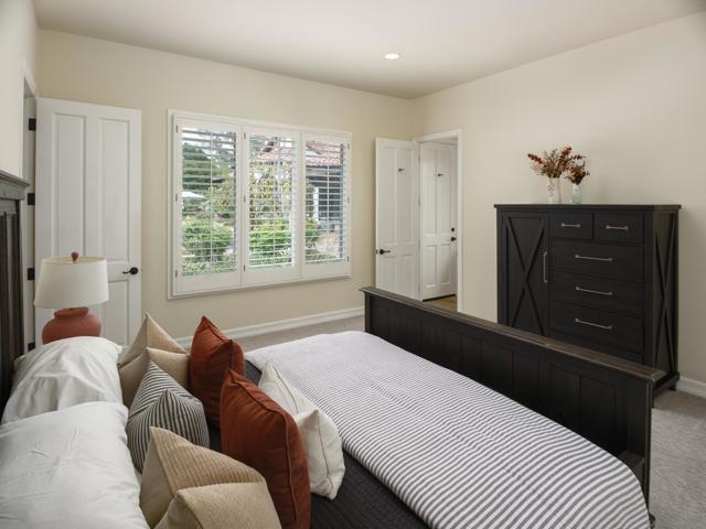 17550 Via De Fortuna, Rancho Santa Fe CA: https://media.crmls.org/mediaz/3aec4936-b0de-43ad-ad6d-9d2e7f6e6f23.jpg