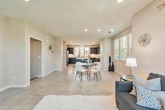 25899 Dollar Street, Hayward CA: https://media.crmls.org/mediaz/3aec892d-18cf-4ec7-8b07-b2404ee86dec.jpg