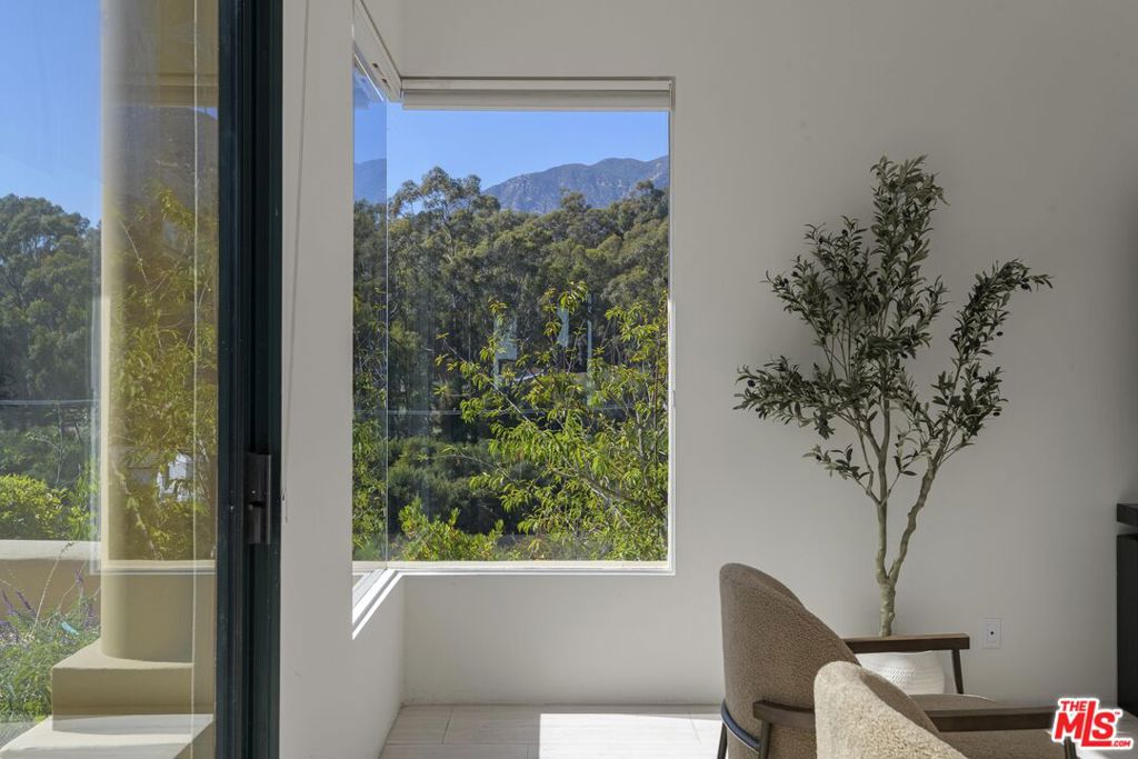 MLS #25607969 image #14