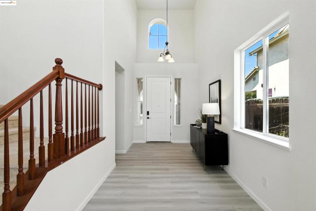 78 Vella Circle, Oakley CA: https://media.crmls.org/mediaz/3aef2b72-aba8-4d9c-9bd3-294caa73c82d.jpg