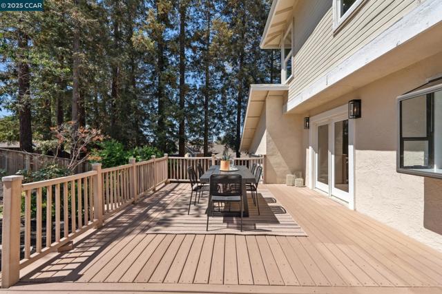 1826 Yolanda Circle, Clayton CA: https://media.crmls.org/mediaz/3aef8460-6554-40e4-8b2f-4dd13d83608d.jpg