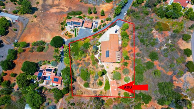 Detail Gallery Image 1 of 52 For 2382 Mirador, Vista,  CA 92084 - 3 Beds | 2/1 Baths
