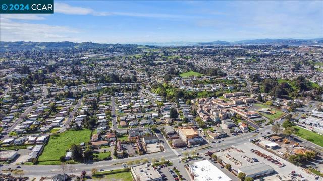 Image 25 of 26 For 815 San Pablo Ave