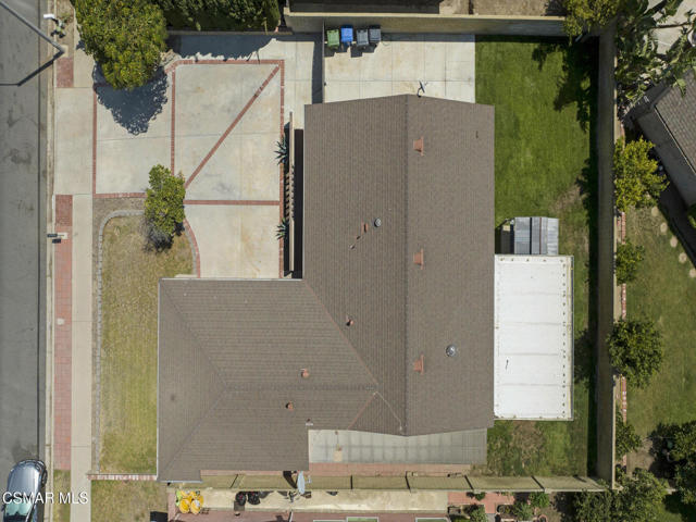2264 Cochran Street, Simi Valley CA: https://media.crmls.org/mediaz/3af0b025-8f73-4ce8-bd9f-05e4e5ecd047.jpg