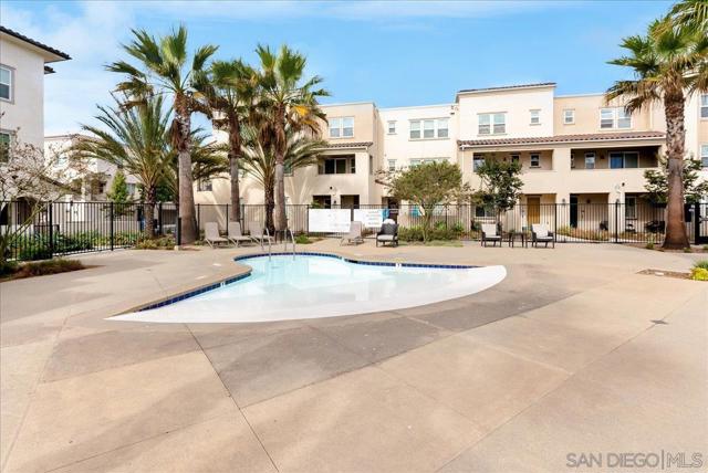 Image 27 of 38 For 5257 Beachfront Cove  181