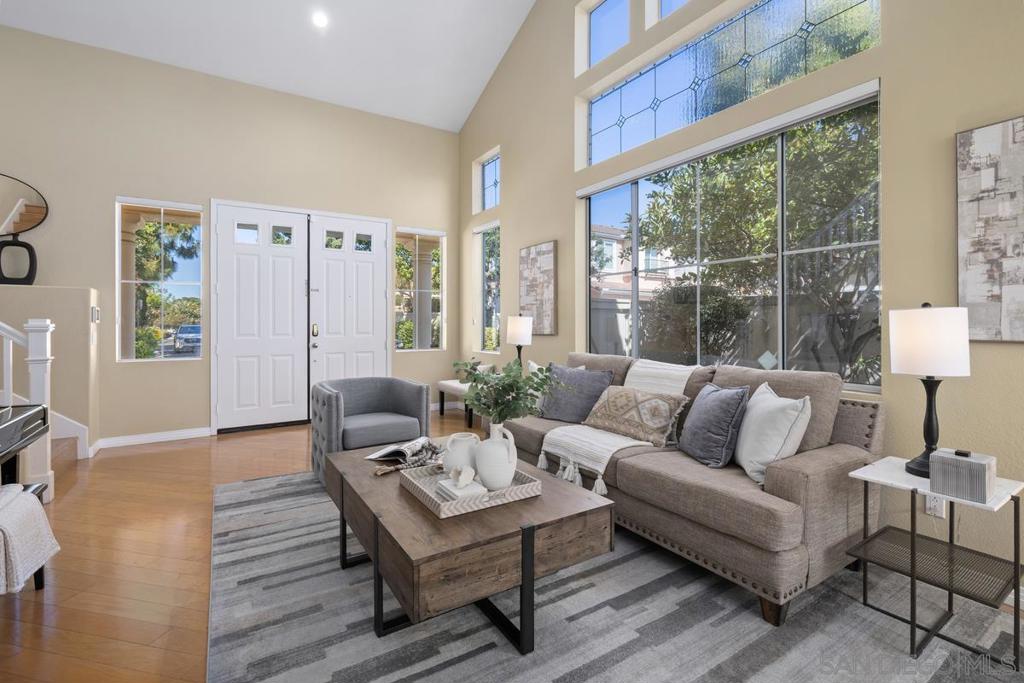 5381 Renaissance Ave - photo 4