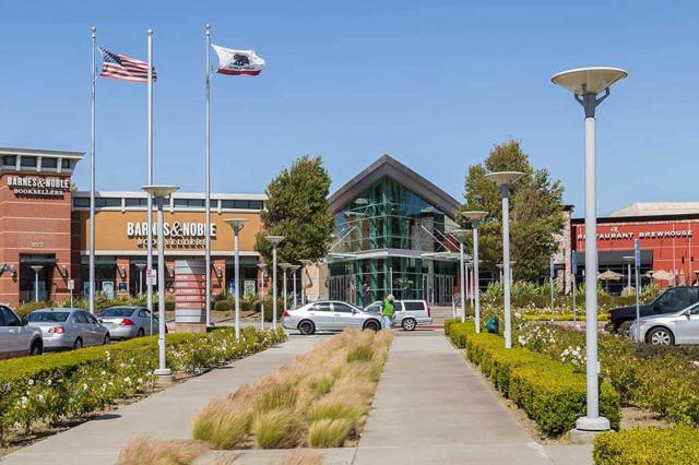 222 Georgia Avenue, San Bruno CA: https://media.crmls.org/mediaz/3af1fb7f-3d37-463d-ae5a-04a02566900a.jpg