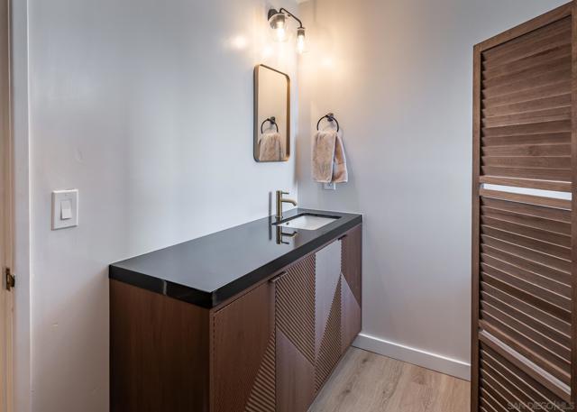 6143 Madra, San Diego CA: https://media.crmls.org/mediaz/3af21a33-1436-402c-9f13-7969d9759d5a.jpg