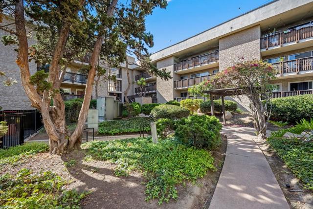 6314 Friars Rd, San Diego CA: https://media.crmls.org/mediaz/3af22d7e-9748-4880-a098-4f4cc1c009de.jpg