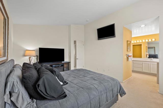 1660 Mimosa Street, Hollister CA: https://media.crmls.org/mediaz/3af2ea0d-ab74-444b-96d4-d2b7c7d200cd.jpg