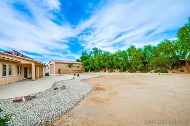 Image 52 of 61 For 26788 Calico Ct