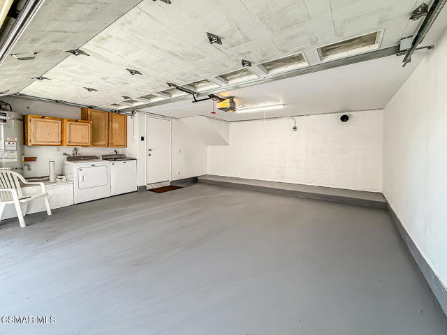 14715 Saticoy Street, Van Nuys CA: https://media.crmls.org/mediaz/3af4586e-c123-4872-b301-6a426410305e.jpg