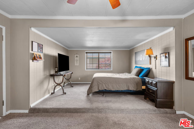 21317 Blue Curl Way, Canyon Country CA: https://media.crmls.org/mediaz/3af71302-0994-4948-ad17-17bccb2b7686.jpg