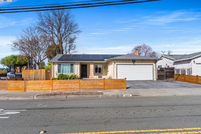 Details for 2075 Hartnell St, Union City, CA 94587