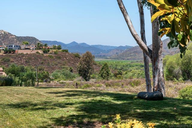 18197 Valladares Drive, San Diego CA: https://media.crmls.org/mediaz/3af7a1d4-6129-43c8-a7fb-f248e0ba8936.jpg