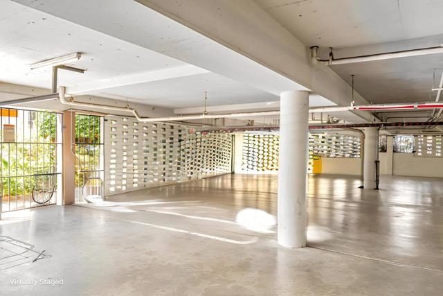 2601 College Avenue, Berkeley CA: https://media.crmls.org/mediaz/3af81069-203c-4290-9bda-491eb6da9cbe.jpg