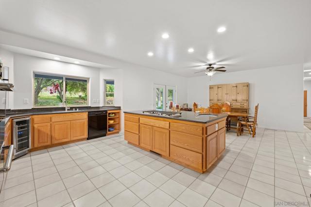 15847 Mac Tan Ln, Valley Center CA: https://media.crmls.org/mediaz/3af840b1-3d3a-43d4-8809-1ad85d85c6d8.jpg