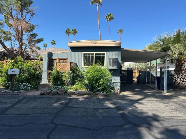 15 Lazy B Drive, Palm Desert CA: https://media.crmls.org/mediaz/3af859d9-3806-4c42-990f-a39e9273b729.jpg