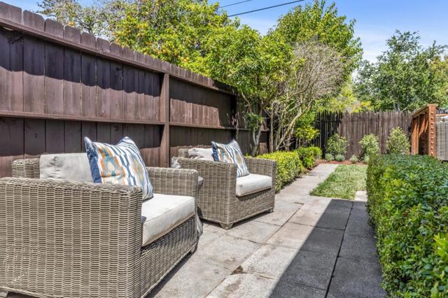 1476 Highway Road, Burlingame CA: https://media.crmls.org/mediaz/3af91b00-a09b-4c9e-b219-2990f54d2f1c.jpg