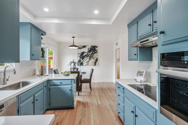 239 Segre Place, Santa Cruz CA: https://media.crmls.org/mediaz/3afa3abc-9aaf-4c74-bd7f-633dbe90b8c8.jpg
