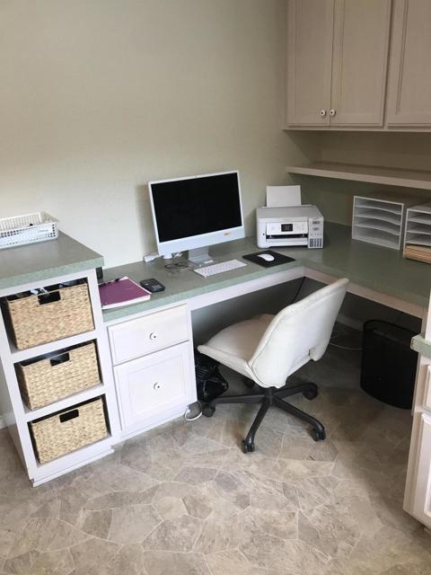 2732 Nantucket Place, Riverside CA: https://media.crmls.org/mediaz/3afa7cde-434e-42d1-b121-b388262f39f1.jpg