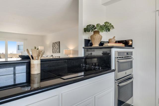 880 West Cliff Drive, Santa Cruz CA: https://media.crmls.org/mediaz/3afa94f1-79a7-4f18-ac68-4e9117819c16.jpg