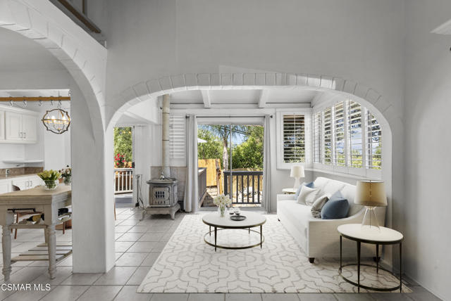 215 Pepper Road, Newbury Park CA: https://media.crmls.org/mediaz/3afadc9a-4994-4563-9c7a-bd57418a0f97.jpg