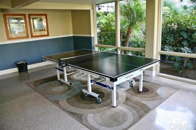 999 N Pacific Street, Oceanside CA: https://media.crmls.org/mediaz/3afbd702-8dd9-48c4-aa0c-c5b70cacc5f3.jpg