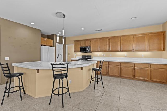 25231 Ridgemoor Road, Menifee CA: https://media.crmls.org/mediaz/3afc60ce-fa08-48a5-8802-ccd4b713684b.jpg