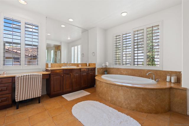 571 Lynwood Dr., Encinitas CA: https://media.crmls.org/mediaz/3afc8ffa-d61c-42e1-8b0a-5754e642989c.jpg
