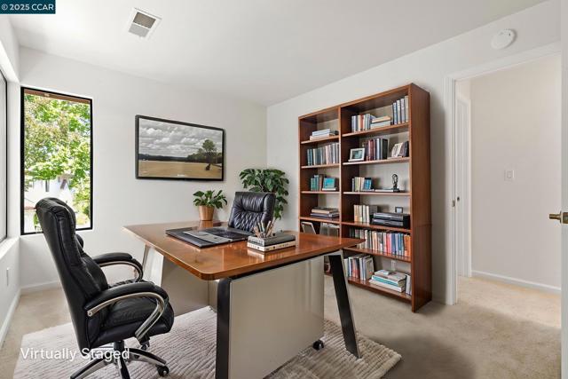 731 Lakemont Pl, San Ramon CA: https://media.crmls.org/mediaz/3afd30c8-7fdd-4867-a3d8-22742e95ef27.jpg