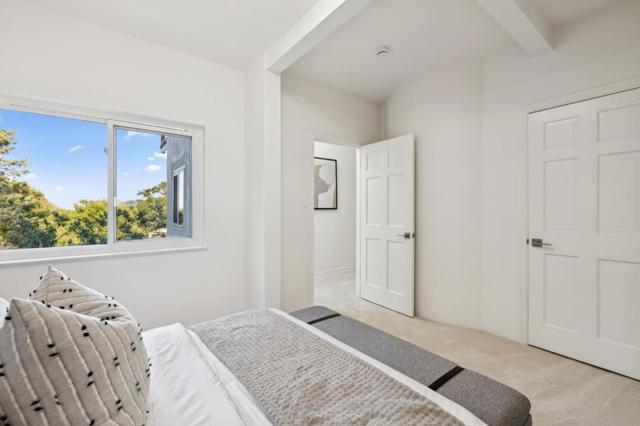 2684 Summit Drive, Burlingame CA: https://media.crmls.org/mediaz/3afdf933-f4b2-41aa-8bb7-db58a60c1385.jpg