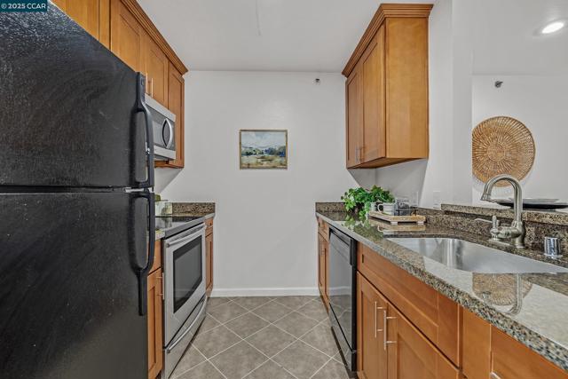 Image 6 of 39 For 29573 Highgate Dr  322