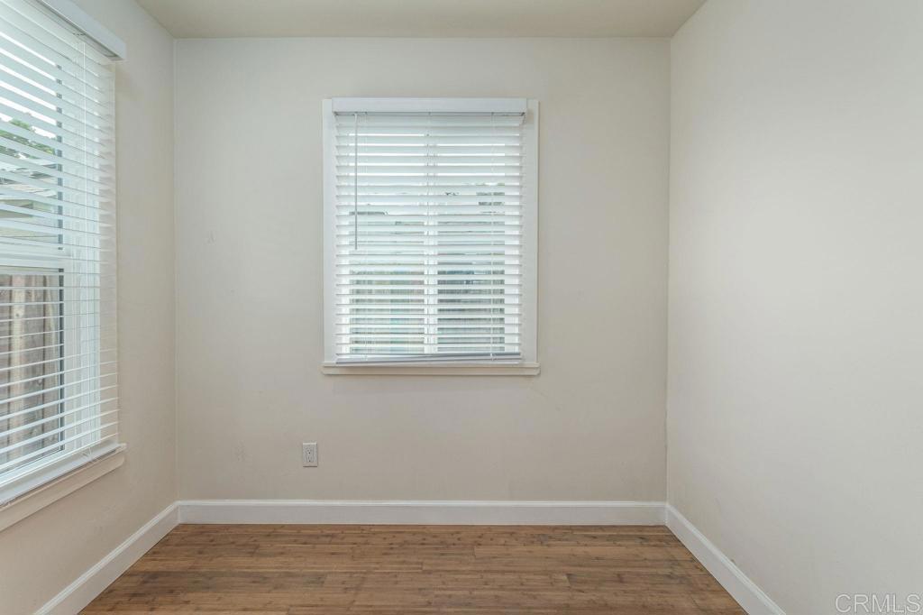3645 Marlborough Ave - photo 14